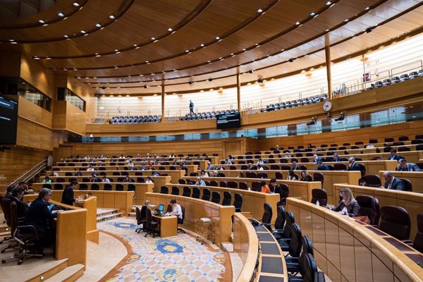 Relación de los 208 senadores elegidos en las elecciones de este domingo