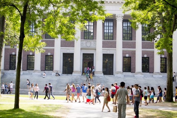 Dos universidades españolas entre las 300 mejores del mundo, tres menos que en 2022, según el ranking de Shanghái