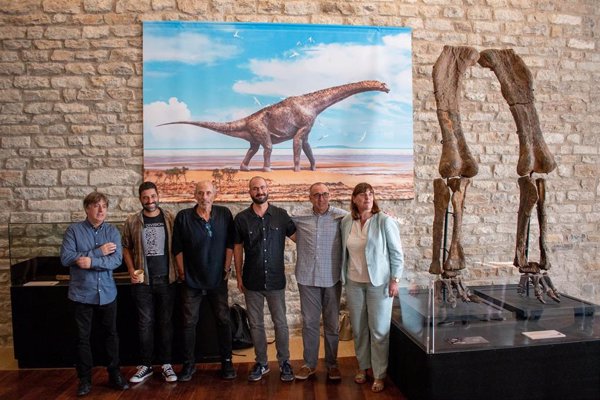 Descubren en Morella (Castellón) un dinosaurio gigante, con un fémur de cerca de dos metros