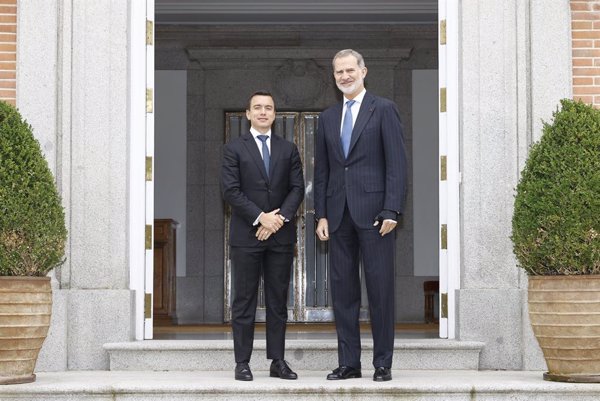 El Rey recibe al presidente electo de Ecuador, Daniel Noboa, en el Palacio de la Zarzuela