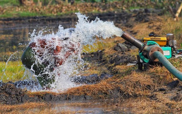 ONG reclaman acelerar la inversión en saneamiento para garantizar el acceso a baños y agua seguros en 2030