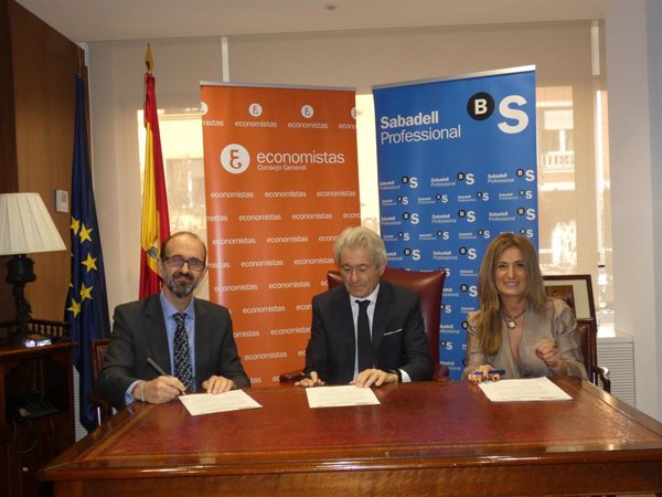 Banco Sabadell y el Consejo General de Economistas lanzan un plan de pensiones para autónomos