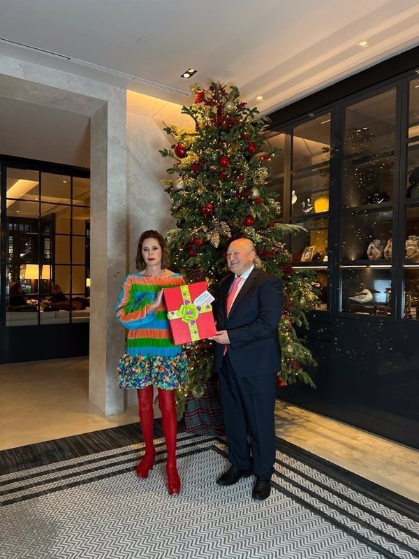 Fundación Madrina entregará regalos a más de 200 menores de la Cañada Real (Madrid) esta Navidad