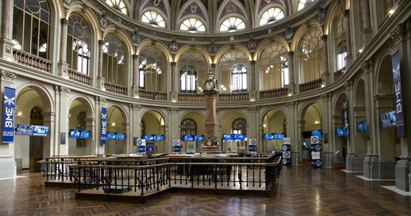 El mercado de fusiones y adquisiciones español cae un 12% hasta noviembre, según TTR Data