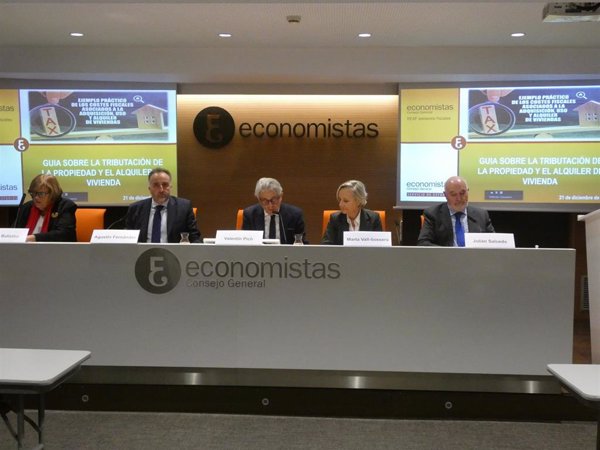 Economistas calculan que el propietario de una segunda residencia soporta un coste fiscal de 1.300 euros