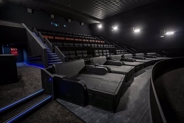 Cinesa abre en Parque Principado las primeras salas de cine con camas de España