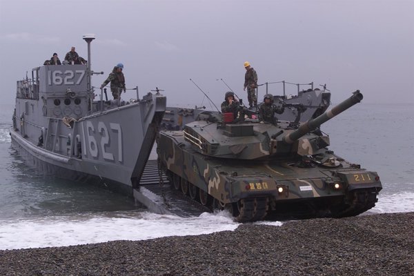 EEUU y Corea del Sur realizan maniobras militares conjuntas en la frontera con Corea del Norte