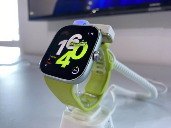 Xiaomi lanza en España el Redmi Watch 4, con pantalla de 1,97 pulgadas, y la serie Redmi Buds 5