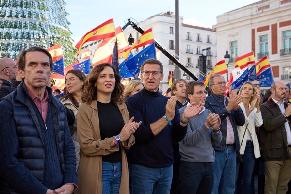 Feijóo y sus 'barones' vuelven a la calle este domingo para protestar contra la amnistía y las 