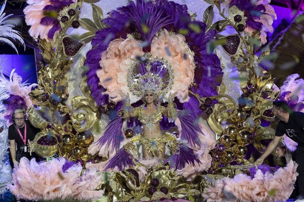 Katia Gutiérrez, reina del Carnaval de Las Palmas de Gran Canaria 2024 con la fantasía 'El tesoro de Midas'