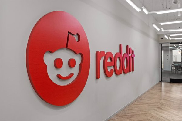 Reddit ultima su salto al parqué de Wall Street para levantar hasta 684 millones
