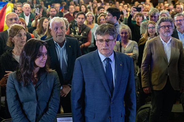 Puigdemont estrena una página web sobre su candidatura en la que se pueden hacer donativos y microcréditos