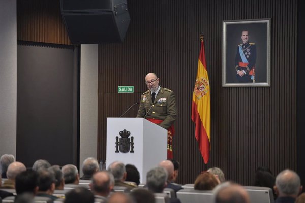 El PSOE quiere blindar al CESEDEN como el principal centro docente militar y ampliar su labor
