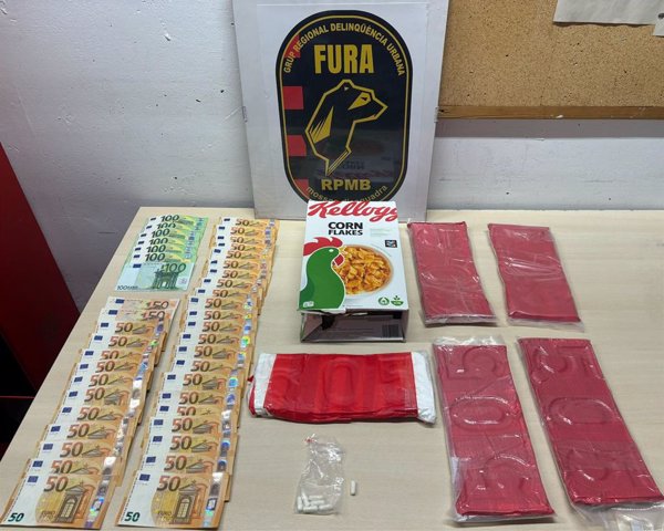 Un detenido en Barcelona por esconder 1,8 kilos de cocaína en una caja de cereales