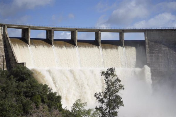 Ingenieros de Caminos pide respetar la Planificación Hidrológica para gestionar embalses tras las últimas lluvias