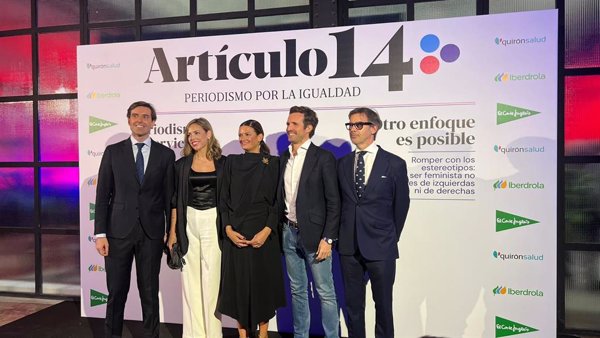 Pilar Gómez presenta 'Artículo 14', el nuevo diario 'online' que defiende el