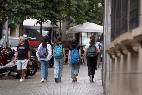 Más de 81.000 alumnos catalanes hacen hasta este jueves las pruebas de competencias básicas de Primaria