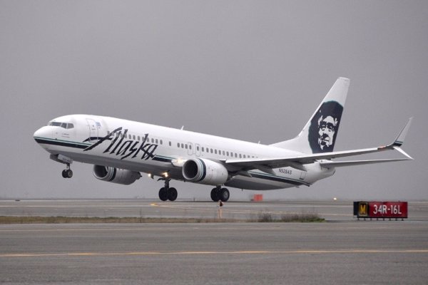 Alaska Airlines pierde 123 millones en el primer trimestre, un 7% menos, pese a los problemas con los Boeing