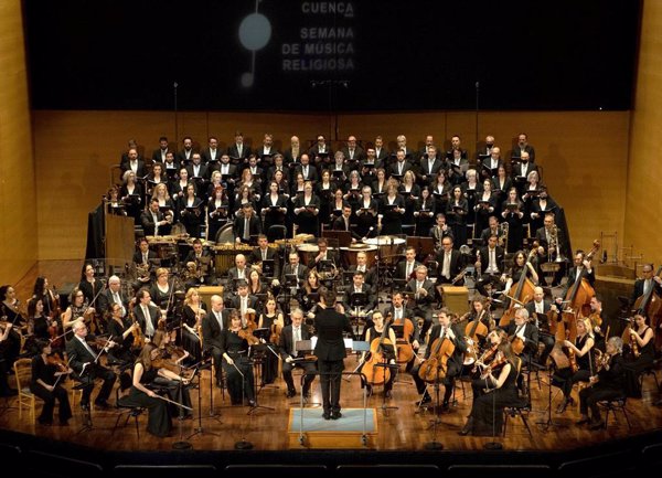 La Orquesta y Coro RTVE interpreta la sintonía para los Juegos Olímpicos de París 2024 que sonará en los programas