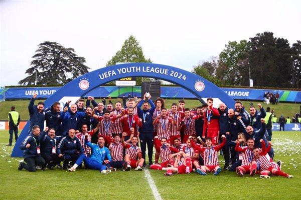 El Olympiacos conquista la UEFA Youth League tras golear al AC Milan (3-0)