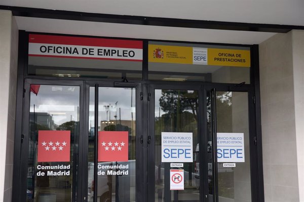 Banco de España pide más incentivos para que los parados vuelvan al empleo y clarificar el despido objetivo