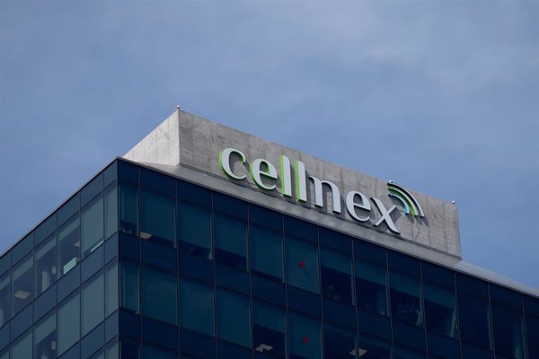 Cellnex ingresa 946 millones hasta marzo (+7%) y pierde 39 millones (-57%)