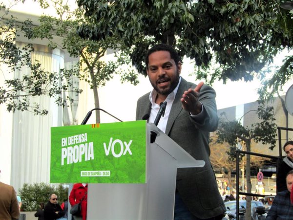 Garriga (Vox) equipara el PSC a los independentistas: 