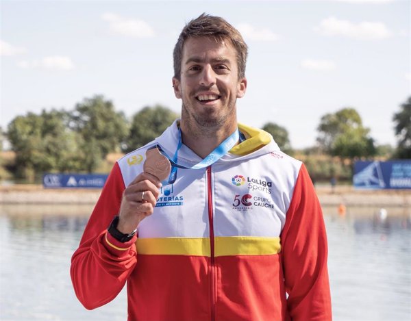 El piragüista español Sete Benavides, bronce olímpico en Londres, anuncia su retirada deportiva