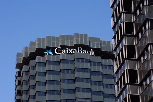 CaixaBank amortiza una emisión de 'CoCos' de 1.000 millones