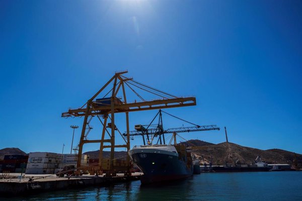 Los puertos ganaron 300 millones en 2023, un 3,6% menos, y superaron su objetivo de rentabilidad del 2,5%