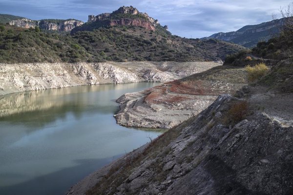 La Generalitat de Cataluña avisa de que las lluvias no han revertido la sequía pese a mejorar los embalses