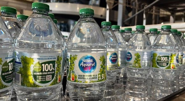 Nestlé España ya usa plástico 100% reciclado en las botellas de agua de 0,75 y 1,5 litros
