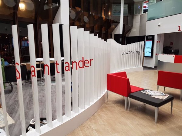 Santander alcanza el 64% de ejecución de su programa de recompra