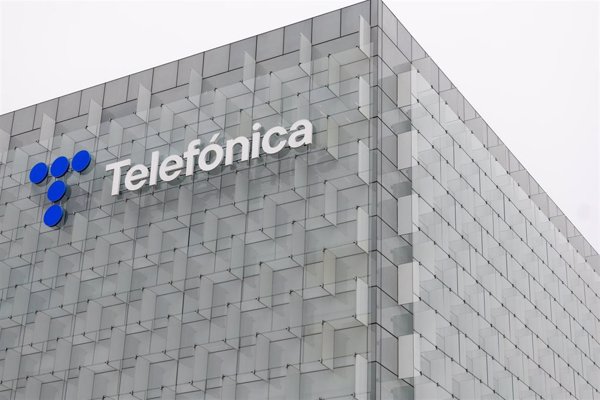 Telefónica España facturó 3.118 millones en el primer trimestre, casi un 1% más