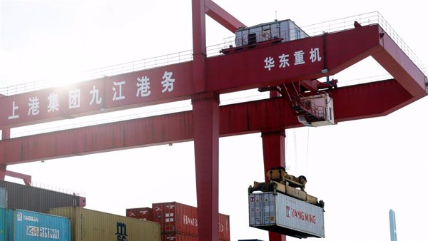 Las exportaciones chinas crecieron un 1,5% en abril y las importaciones un 8,4%