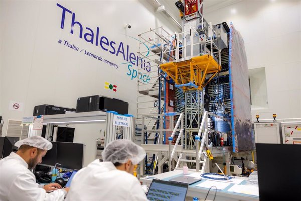 El satélite SpainSat NG II se traslada a finales de mes desde Tres Cantos (Madrid) a Toulouse para finalizar su montaje