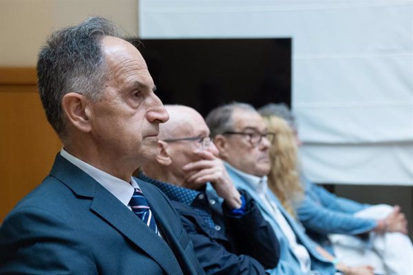 Pedro Varela defiende vender libros nazis en la Librería Europa para dar 