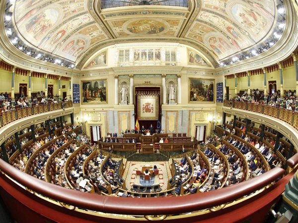 El PSOE eleva a seis sus derrotas en esta semana de Pleno del Congreso, en la que retiró la Ley del Suelo