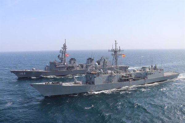 La operación 'Atalanta' asiste a un buque de bandera liberiana por un posible ataque pirata cerca de Somalia