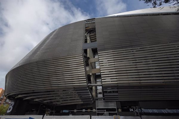 Juzgado estima el recurso de vecinos del Bernabéu y anula la autorización del contrato para el parking junto al estadio