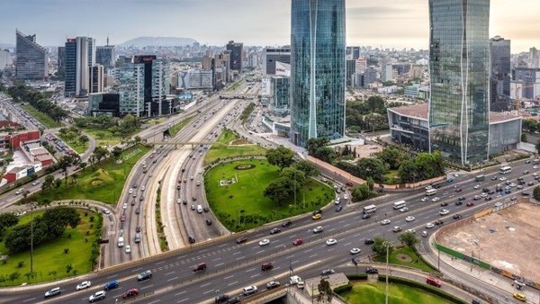 Sacyr y OHLA compiten en Perú por una concesión de carreteras de 1.000 millones de euros