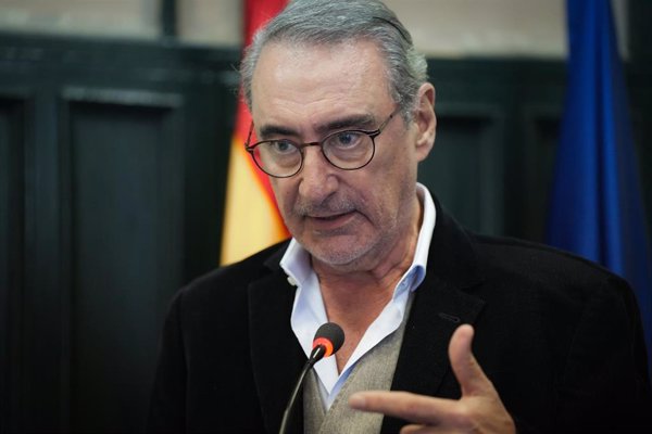La UMH clausurará el curso académico el 5 de junio e investirá al periodista Carlos Herrera como doctor honoris causa