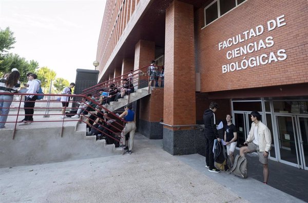 Normalidad el primer día de EvAU en Madrid, con ligera preferencia de Historia de España sobre la de la Filosofía