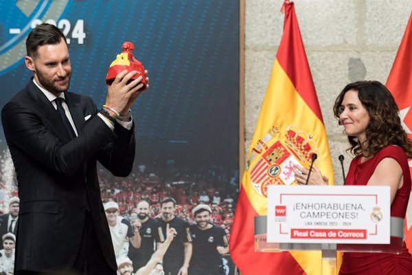 El Real Madrid ofrece su Liga de baloncesto en la Comunidad y el Ayuntamiento