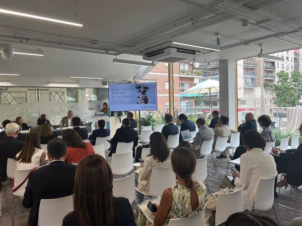 Ecoembes gestionó en 2023 el reciclaje de los envases domésticos de 14.611 empresas, un 10% más
