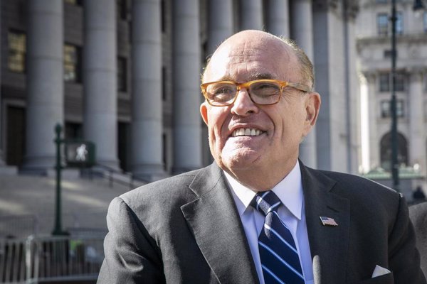 La Justicia de Nueva York inhabilita a Rudy Giuliani como abogado por sus esfuerzos para revertir las elecciones
