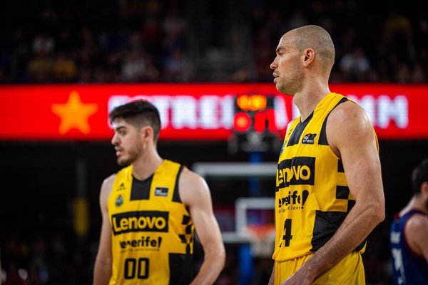 El pívot Oliver Stevic ficha una temporada por el Monbus Obradoiro