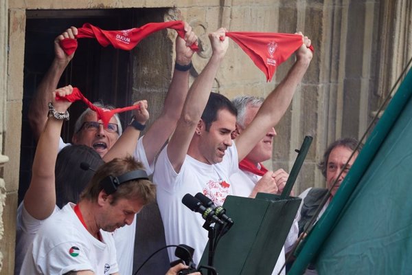 Aritz Ibáñez, tras el lanzamiento del chupinazo: 