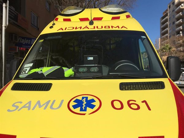Fallece en Ibiza un hombre de 79 años en una colisión entre una moto y un coche