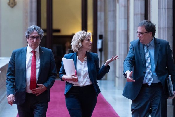 PSC y Junts proponen un senador para el PP pero se aplaza la decisión hasta el próximo martes